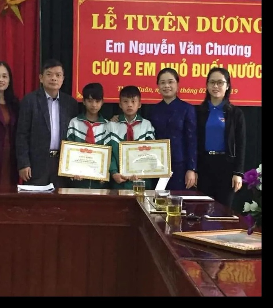 anh 2.jpg anh 2.jpg