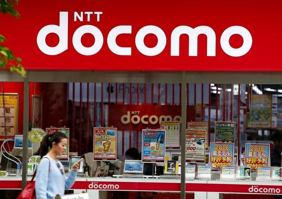 docomo.jpg docomo.jpg