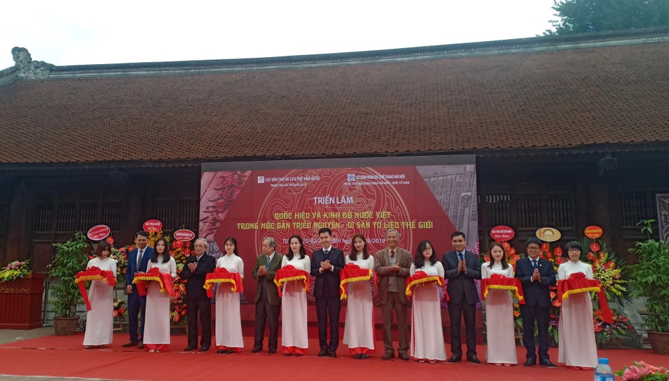 “Quốc hiệu và Kinh đô nước Việt trong mộc bản Triều Nguyễn - Di sản tư liệu thế giới” - 1 “Quốc hiệu và Kinh đô nước Việt trong mộc bản Triều Nguyễn - Di sản tư liệu thế giới” - 1