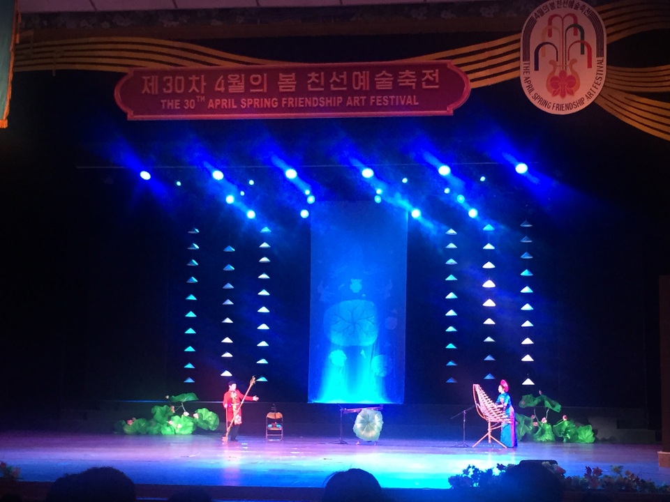 Ấn tượng của đoàn nghệ thuật Việt Nam về một Triều Tiên văn minh, hiện đại - 3 Ấn tượng của đoàn nghệ thuật Việt Nam về một Triều Tiên văn minh, hiện đại - 3