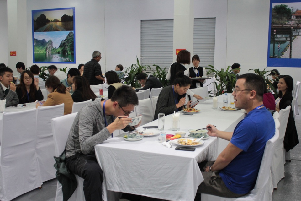 Những món ăn Việt chiêu đãi phóng viên quốc tế nhân thượng đỉnh Mỹ Triều - 15 Những món ăn Việt chiêu đãi phóng viên quốc tế nhân thượng đỉnh Mỹ Triều - 15
