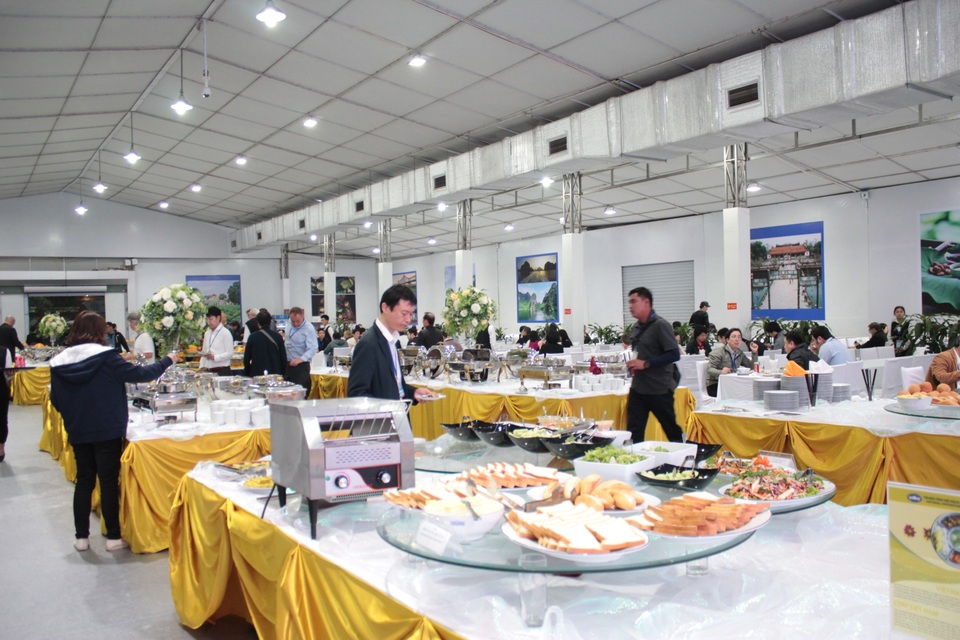 Những món ăn Việt chiêu đãi phóng viên quốc tế nhân thượng đỉnh Mỹ Triều - 1 Những món ăn Việt chiêu đãi phóng viên quốc tế nhân thượng đỉnh Mỹ Triều - 1