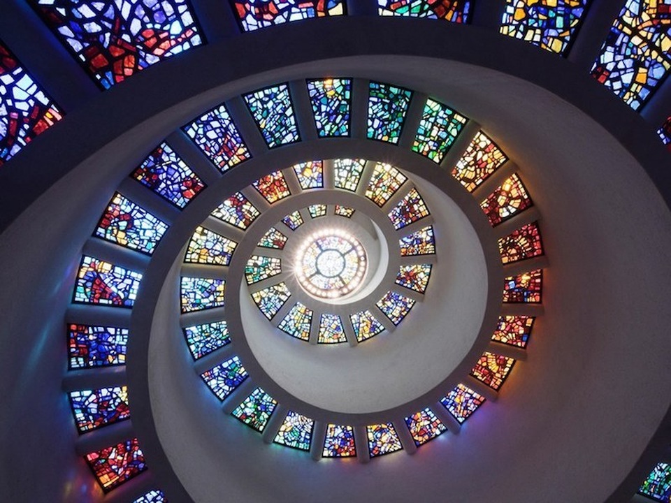 Những kiến trúc bằng kính lộng lẫy nhất thế giới - 11