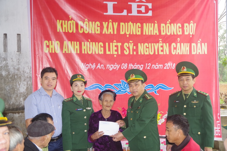Dấu chân người chiến sĩ biên phòng trên các mặt trận - 10 Dấu chân người chiến sĩ biên phòng trên các mặt trận - 10
