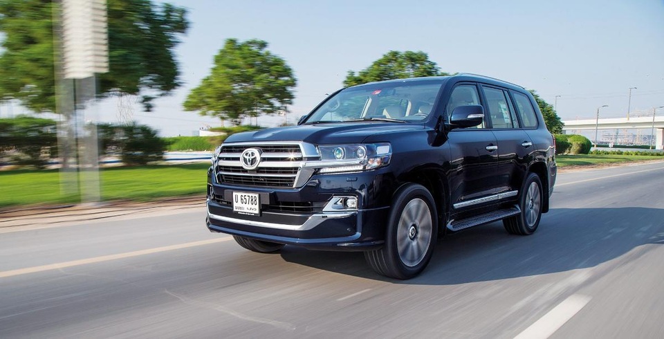 Toyota Land Cruiser GXR 2019.jpg Toyota Land Cruiser GXR 2019.jpg