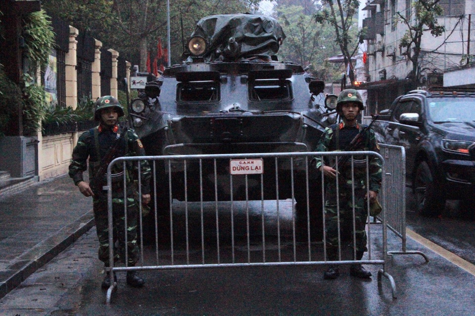 xe bọc thép.jpg xe bọc thép.jpg