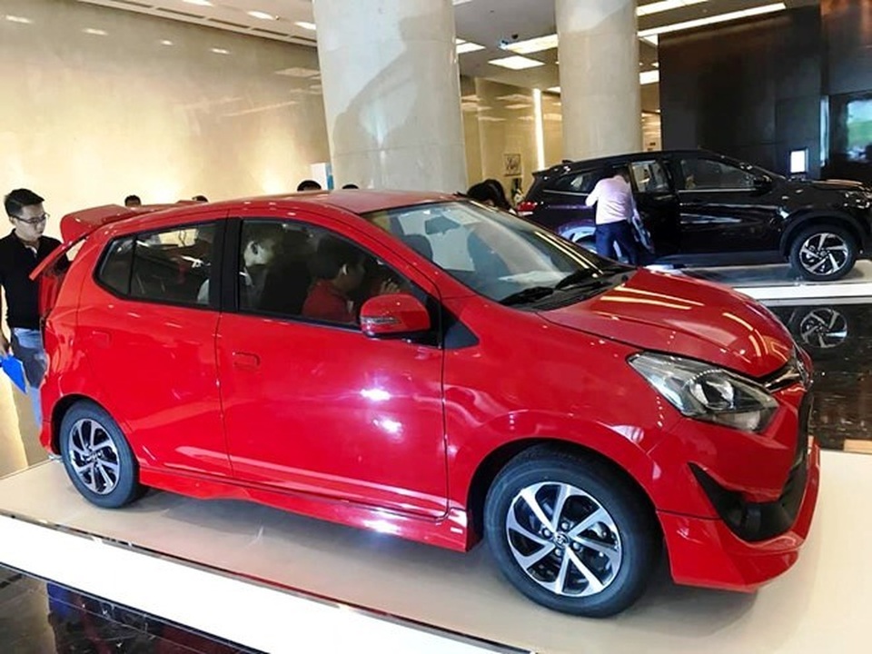 Mua ô tô mới, dân Việt phải đợi khoảng 11 ngày mới được giao xe - 2 Mua ô tô mới, dân Việt phải đợi khoảng 11 ngày mới được giao xe - 2
