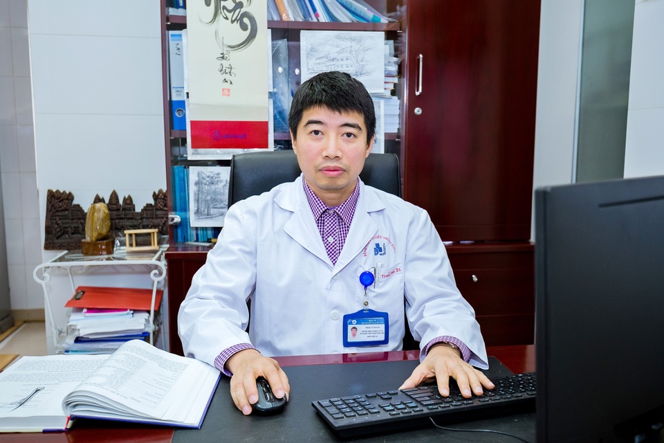 Tiến sĩ, Bác sĩ Vũ Thái Hà: Người “chiến sĩ áo trắng” tâm đức sáng, nghiệp vụ sâu - 1 Tiến sĩ, Bác sĩ Vũ Thái Hà: Người “chiến sĩ áo trắng” tâm đức sáng, nghiệp vụ sâu - 1