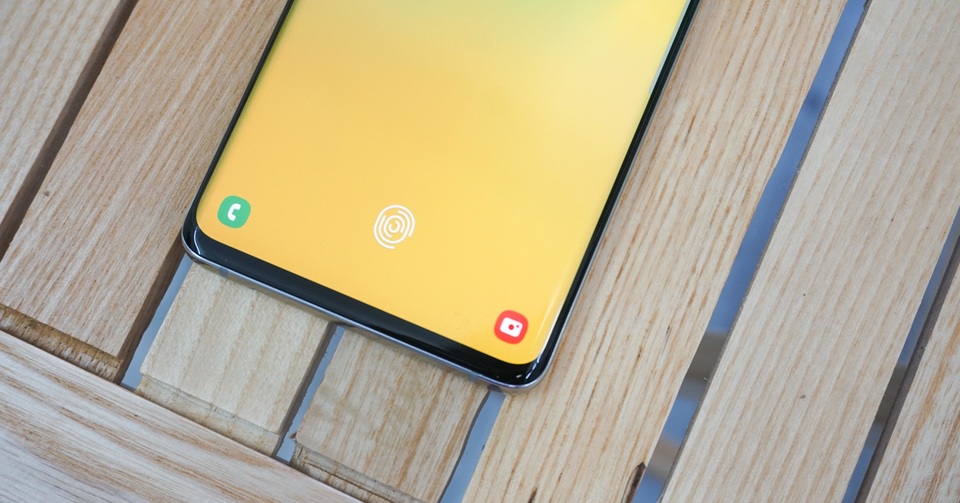 Thử nghiệm cảm biến vân tay siêu âm trên Galaxy S10 - 1 Thử nghiệm cảm biến vân tay siêu âm trên Galaxy S10 - 1