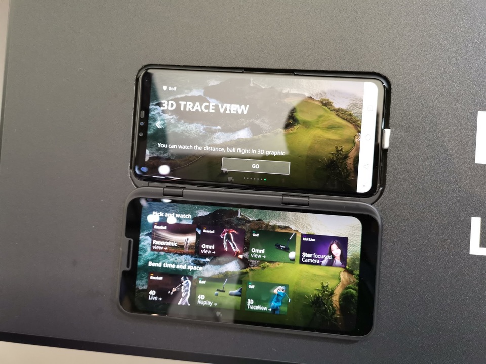Cận cảnh smartphone gập LG G8 ThinQ có cảm biến tĩnh mạch tại MWC 2019 - 1 Cận cảnh smartphone gập LG G8 ThinQ có cảm biến tĩnh mạch tại MWC 2019 - 1
