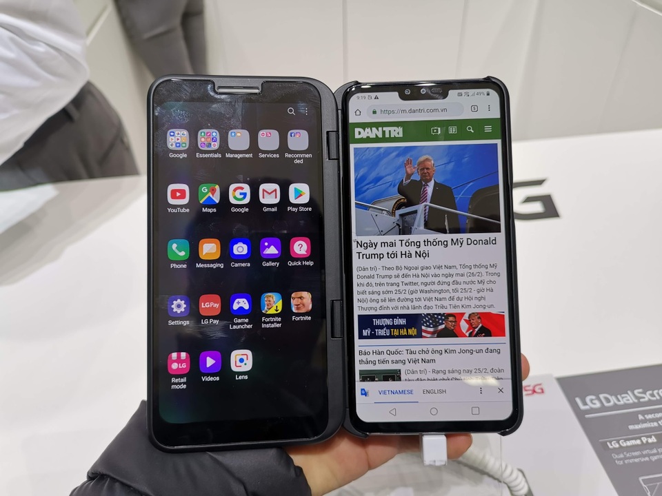 Cận cảnh smartphone gập LG G8 ThinQ có cảm biến tĩnh mạch tại MWC 2019 - 3 Cận cảnh smartphone gập LG G8 ThinQ có cảm biến tĩnh mạch tại MWC 2019 - 3