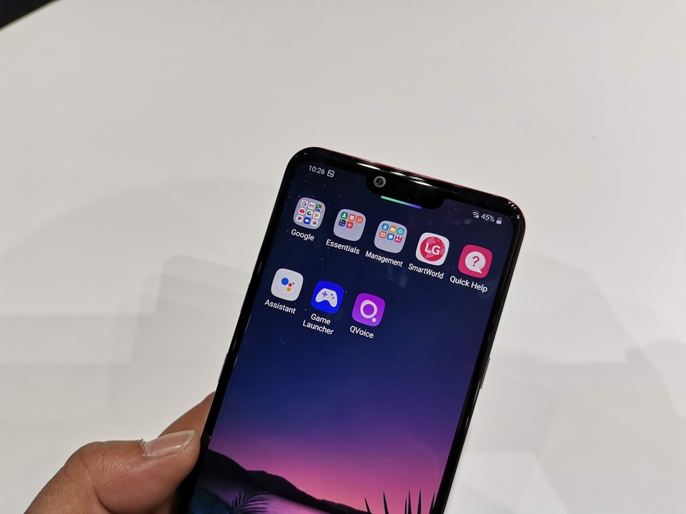 Cận cảnh smartphone gập LG G8 ThinQ có cảm biến tĩnh mạch tại MWC 2019 - 7 Cận cảnh smartphone gập LG G8 ThinQ có cảm biến tĩnh mạch tại MWC 2019 - 7