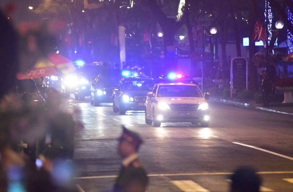 Tổng thống Trump - Chủ tịch Kim ăn tối tại Hà Nội, ca ngợi mối quan hệ tuyệt vời - 21 Tổng thống Trump - Chủ tịch Kim ăn tối tại Hà Nội, ca ngợi mối quan hệ tuyệt vời - 21