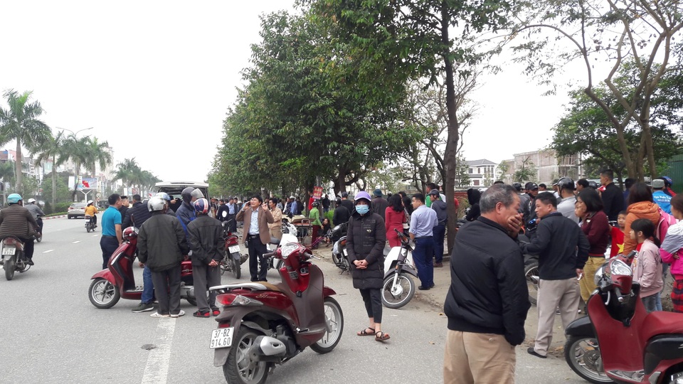Cụ ông bị ô tô tông tử vong trên đường đi khám bệnh về - 6 Cụ ông bị ô tô tông tử vong trên đường đi khám bệnh về - 6