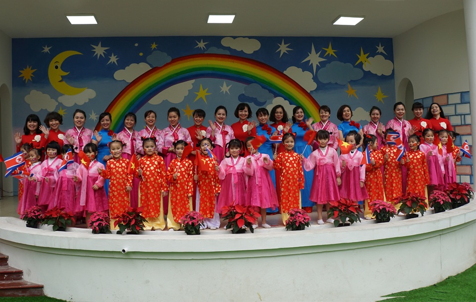 Trường Việt Triều háo hức chuẩn bị, mong chờ Chủ tịch Triều Tiên đến thăm - 2 Trường Việt Triều háo hức chuẩn bị, mong chờ Chủ tịch Triều Tiên đến thăm - 2