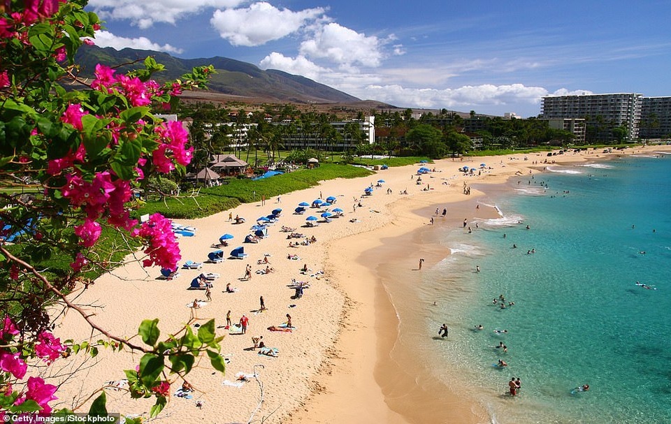 15 bãi biển đẹp nhất thế giới năm 2019 theo bình chọn của TripAdvisor - 14 15 bãi biển đẹp nhất thế giới năm 2019 theo bình chọn của TripAdvisor - 14