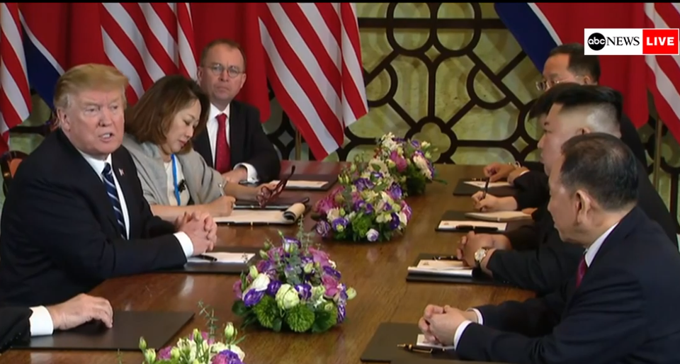 Ông Trump nói cuộc họp rất thành công, ông Kim tuyên bố sẵn sàng giải trừ hạt nhân - 3 Ông Trump nói cuộc họp rất thành công, ông Kim tuyên bố sẵn sàng giải trừ hạt nhân - 3