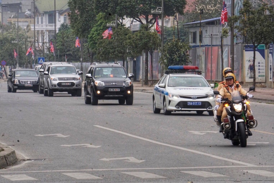 Tổng thống Donald Trump rời Hà Nội sớm hơn dự kiến gần 3 tiếng - 1