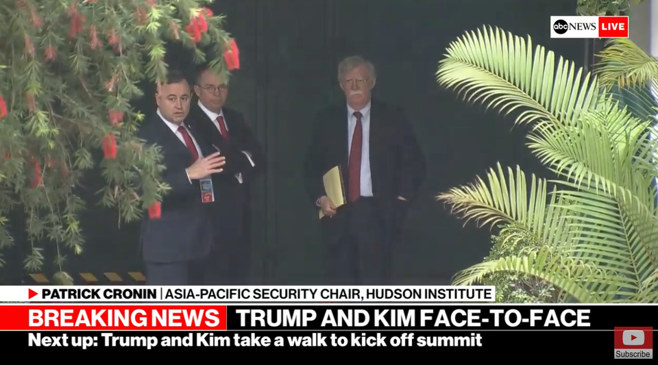 Ông Trump nói cuộc họp rất thành công, ông Kim tuyên bố sẵn sàng giải trừ hạt nhân - 25 Ông Trump nói cuộc họp rất thành công, ông Kim tuyên bố sẵn sàng giải trừ hạt nhân - 25