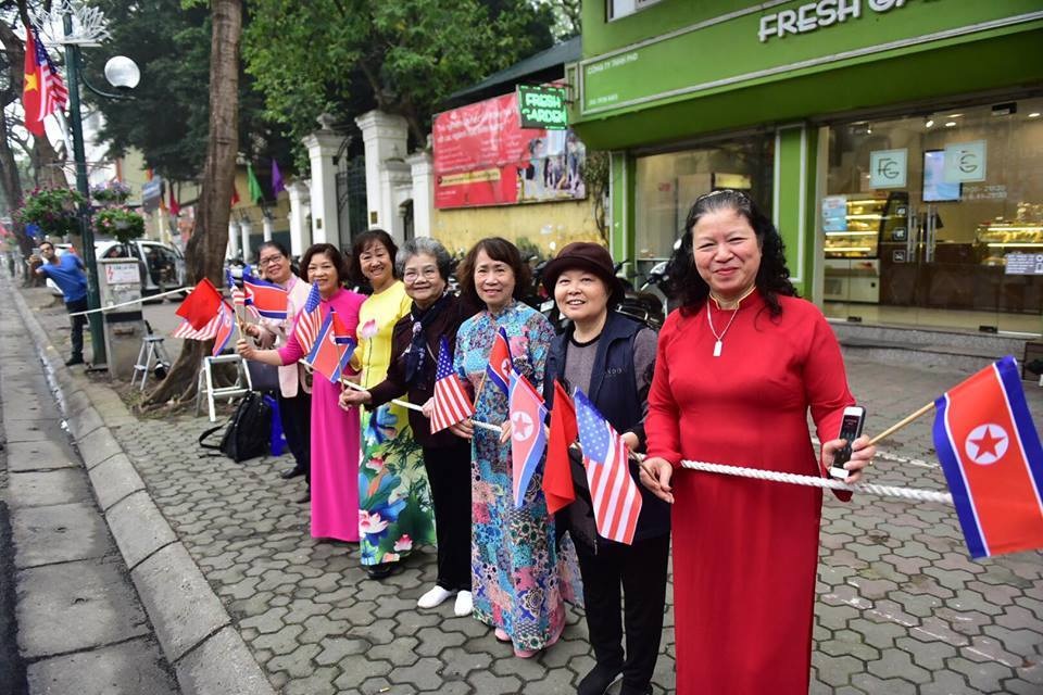 Ông Trump nói cuộc họp rất thành công, ông Kim tuyên bố sẵn sàng giải trừ hạt nhân - 31 Ông Trump nói cuộc họp rất thành công, ông Kim tuyên bố sẵn sàng giải trừ hạt nhân - 31