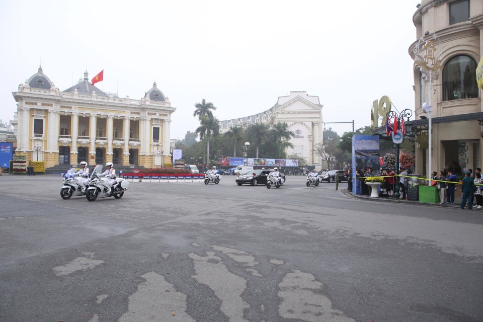 Tổng thống Mỹ và Chủ tịch Triều Tiên đến Metropole họp Hội nghị thượng đỉnh - 2 Tổng thống Mỹ và Chủ tịch Triều Tiên đến Metropole họp Hội nghị thượng đỉnh - 2