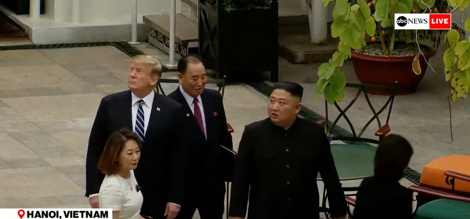 Ông Trump nói cuộc họp rất thành công, ông Kim tuyên bố sẵn sàng giải trừ hạt nhân - 17 Ông Trump nói cuộc họp rất thành công, ông Kim tuyên bố sẵn sàng giải trừ hạt nhân - 17