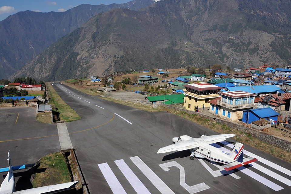 Bộ trưởng du lịch Nepal tử nạn vì máy bay rơi - 3 Bộ trưởng du lịch Nepal tử nạn vì máy bay rơi - 3