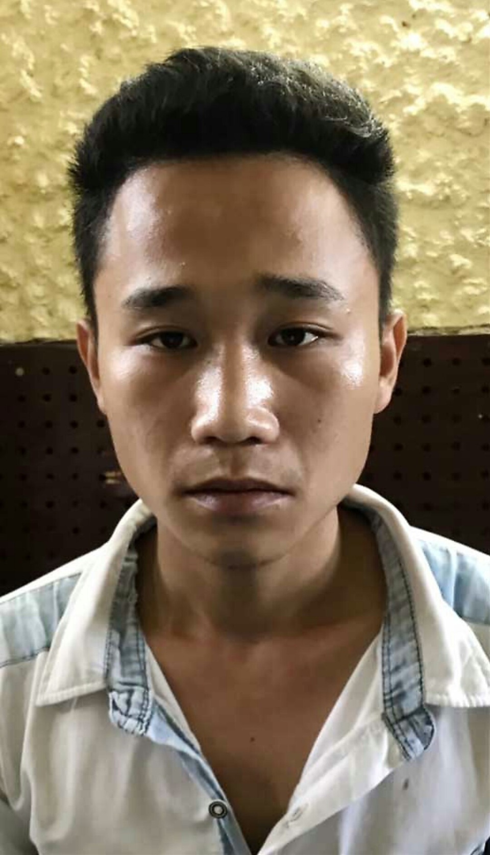 Trộm ô tô rồi mang về quê chạy dịch vụ - 1 Trộm ô tô rồi mang về quê chạy dịch vụ - 1