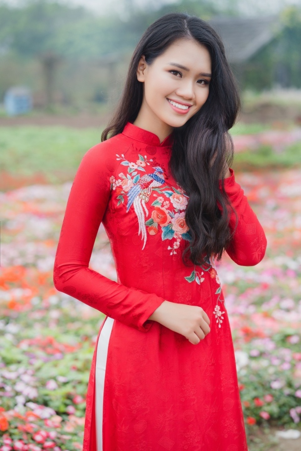 Tiết lộ về nữ sinh giỏi 2 ngoại ngữ tặng hoa tiễn Tổng thống Donald Trump - 13 Tiết lộ về nữ sinh giỏi 2 ngoại ngữ tặng hoa tiễn Tổng thống Donald Trump - 13