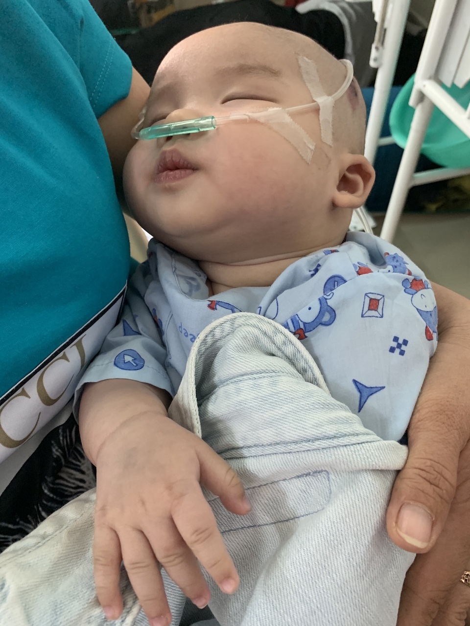 Bạn đọc Dân trí hỗ trợ nóng hơn 124 triệu đồng giúp cháu bé bị tim bẩm sinh, không lá lách - 4 Bạn đọc Dân trí hỗ trợ nóng hơn 124 triệu đồng giúp cháu bé bị tim bẩm sinh, không lá lách - 4