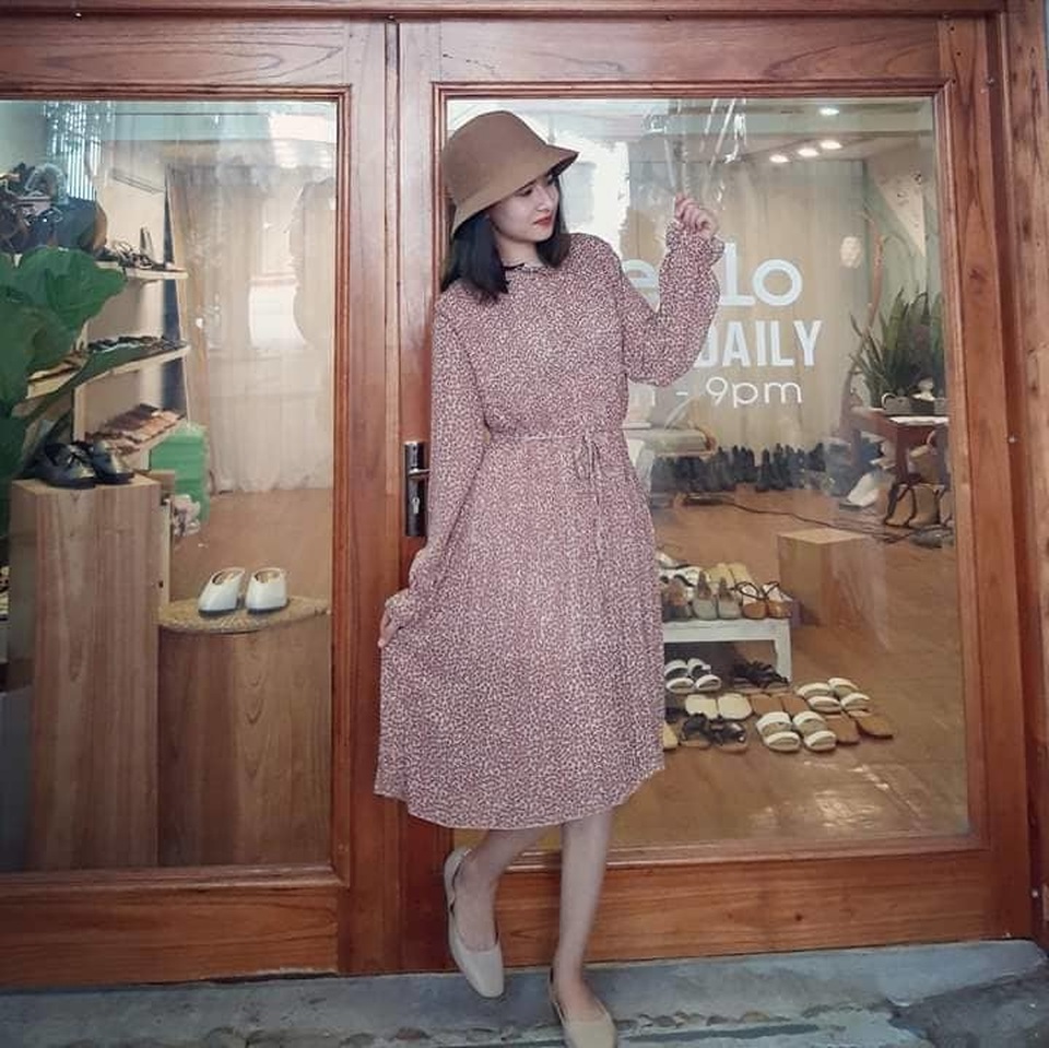 Cô giáo thực tập xinh đẹp có khuôn mặt trẻ thơ - 5 Cô giáo thực tập xinh đẹp có khuôn mặt trẻ thơ - 5