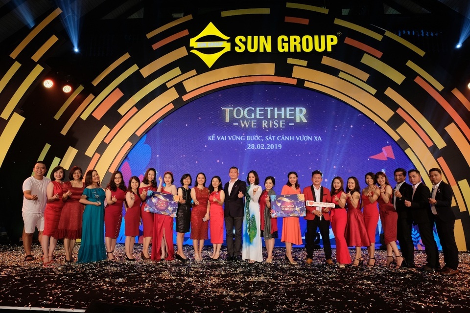 SmartRealtors là nhà phân phối xuất sắc của Sun Group năm 2018 - 2