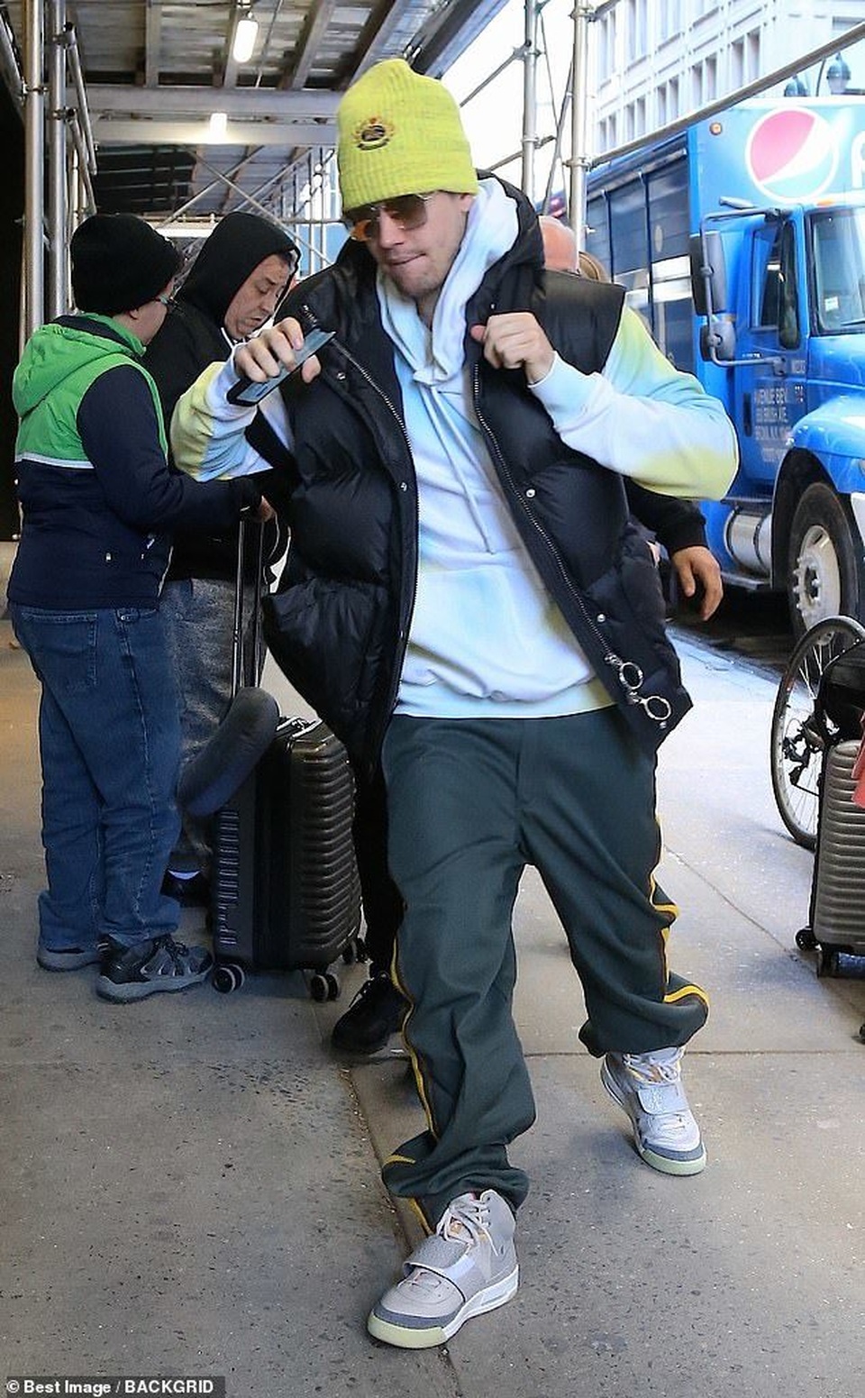 justin_3.jpg justin_3.jpg