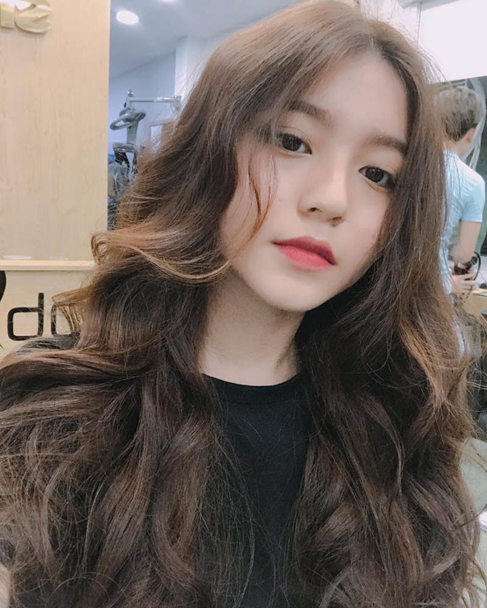 Cô gái Sài thành có góc nghiêng hoàn hảo hút đông đảo fans hâm mộ - 1 Cô gái Sài thành có góc nghiêng hoàn hảo hút đông đảo fans hâm mộ - 1