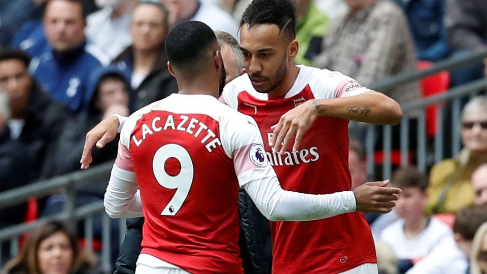 Tottenham 1-1 Arsenal: Abameyang sút phạt đền hỏng, Torreira bị đuổi - 5 Tottenham 1-1 Arsenal: Abameyang sút phạt đền hỏng, Torreira bị đuổi - 5
