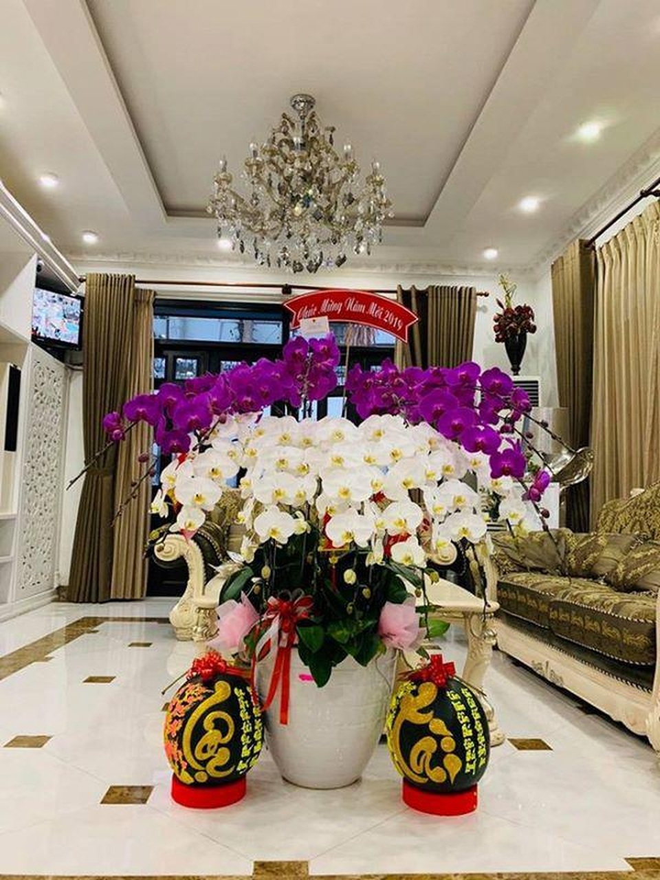 Hé lộ căn biệt thự triệu đô của vợ chồng Lệ Quyên - 12 Hé lộ căn biệt thự triệu đô của vợ chồng Lệ Quyên - 12