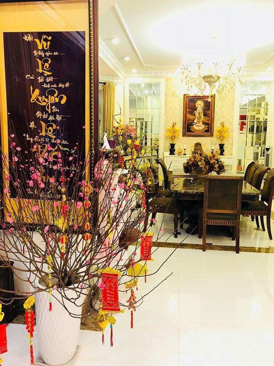 Hé lộ căn biệt thự triệu đô của vợ chồng Lệ Quyên - 8 Hé lộ căn biệt thự triệu đô của vợ chồng Lệ Quyên - 8