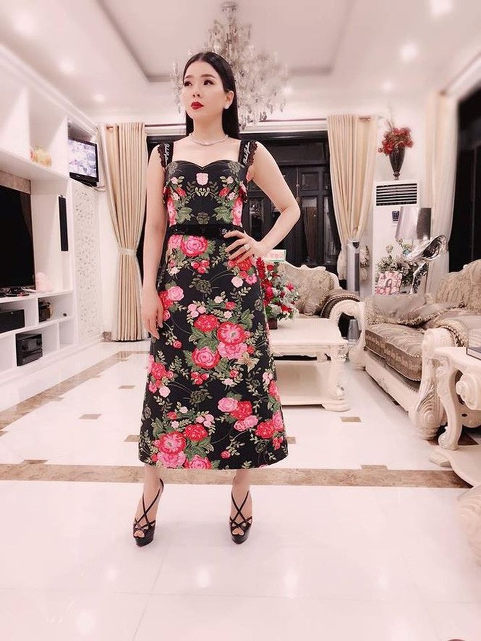 Hé lộ căn biệt thự triệu đô của vợ chồng Lệ Quyên - 7 Hé lộ căn biệt thự triệu đô của vợ chồng Lệ Quyên - 7