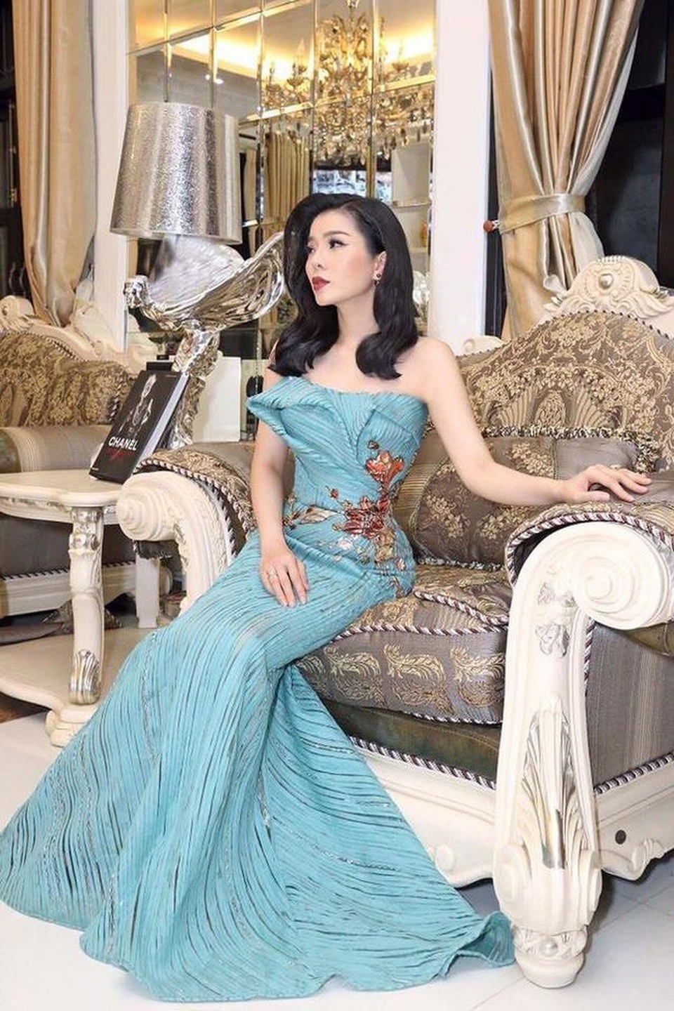 Hé lộ căn biệt thự triệu đô của vợ chồng Lệ Quyên - 14 Hé lộ căn biệt thự triệu đô của vợ chồng Lệ Quyên - 14