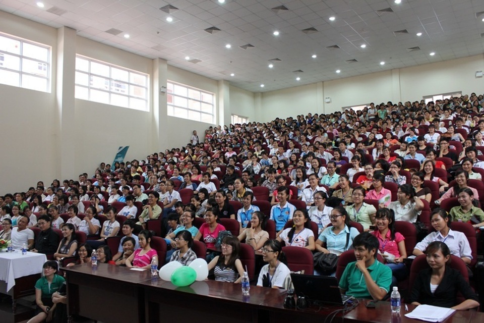 sinh vien 1.jpg sinh vien 1.jpg