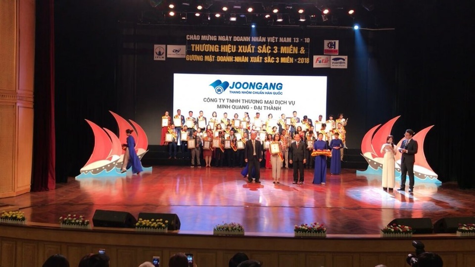 Thang nhôm Hàn quốc chính hãng tìm nhà phân phối toàn quốc - 1 Thang nhôm Hàn quốc chính hãng tìm nhà phân phối toàn quốc - 1