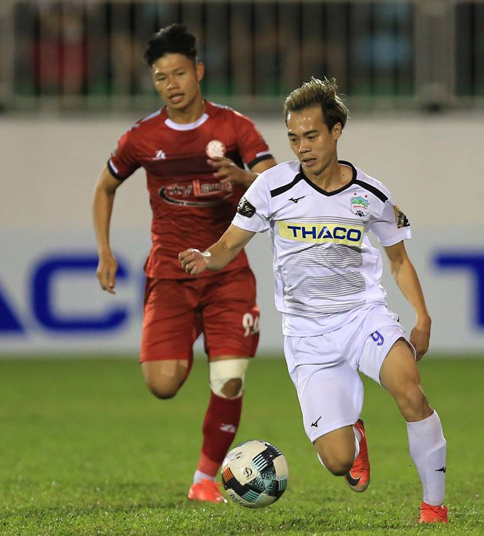 Công Phượng ra đi, Văn Toàn đóng vai trò mới ở HA Gia Lai - 1 Công Phượng ra đi, Văn Toàn đóng vai trò mới ở HA Gia Lai - 1