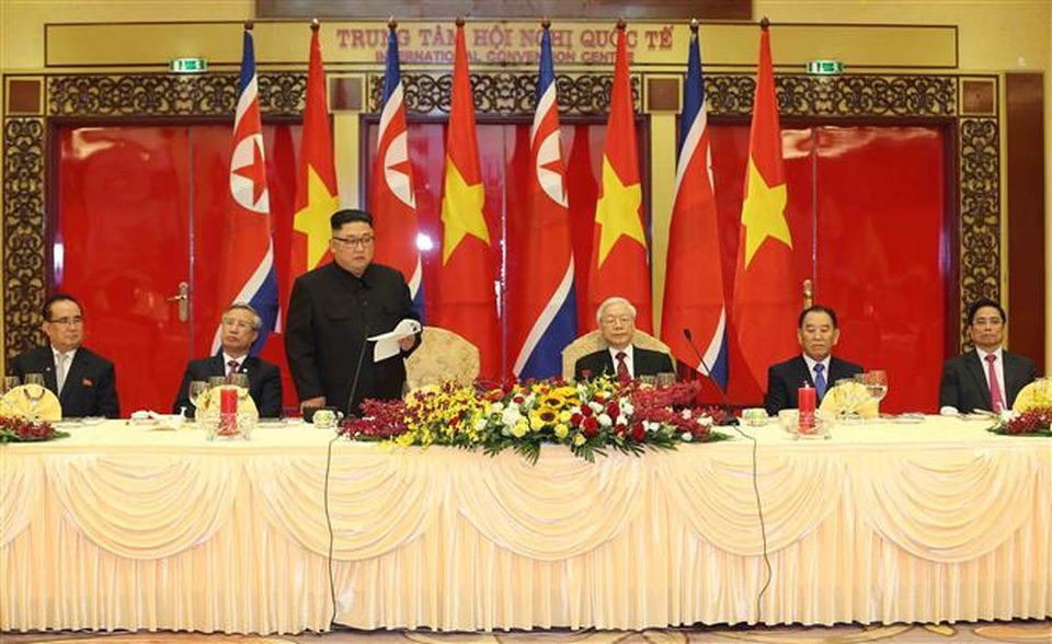 vna_potal_tong_bi_thu_chu_tich_nuoc_nguyen_phu_trong_chu_tri_tiec_chieu_dai_chu_tich_trieu_tien_kim_jong-un_215144214_3744308.jpg vna_potal_tong_bi_thu_chu_tich_nuoc_nguyen_phu_trong_chu_tri_tiec_chieu_dai_chu_tich_trieu_tien_kim_jong-un_215144214_3744308.jpg