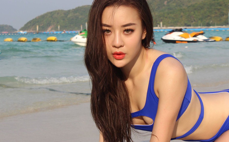 Người đẹp Hoa hậu Hoàn vũ 7 lần thi nhan sắc khoe đường cong nóng bỏng - 2 Người đẹp Hoa hậu Hoàn vũ 7 lần thi nhan sắc khoe đường cong nóng bỏng - 2
