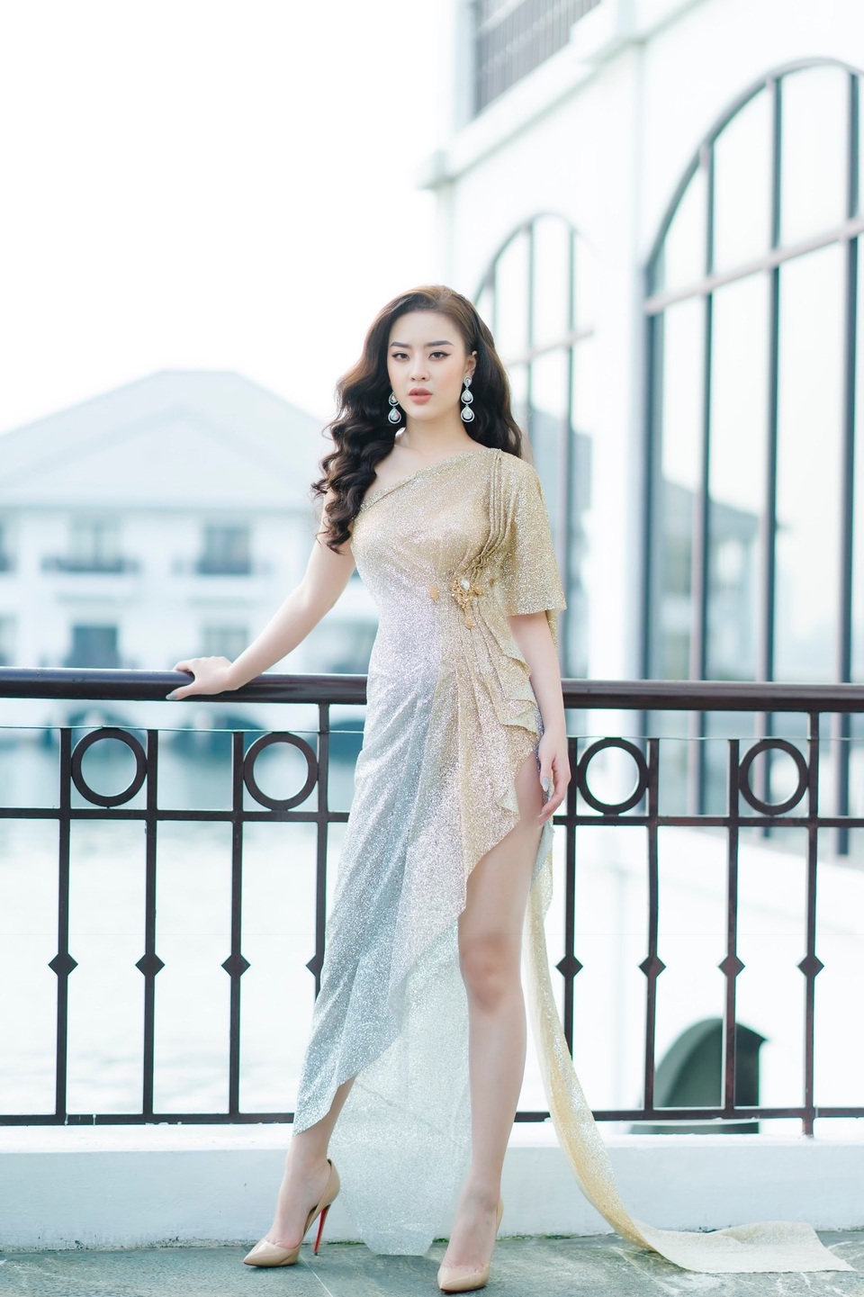Người đẹp Hoa hậu Hoàn vũ 7 lần thi nhan sắc khoe đường cong nóng bỏng - 3 Người đẹp Hoa hậu Hoàn vũ 7 lần thi nhan sắc khoe đường cong nóng bỏng - 3