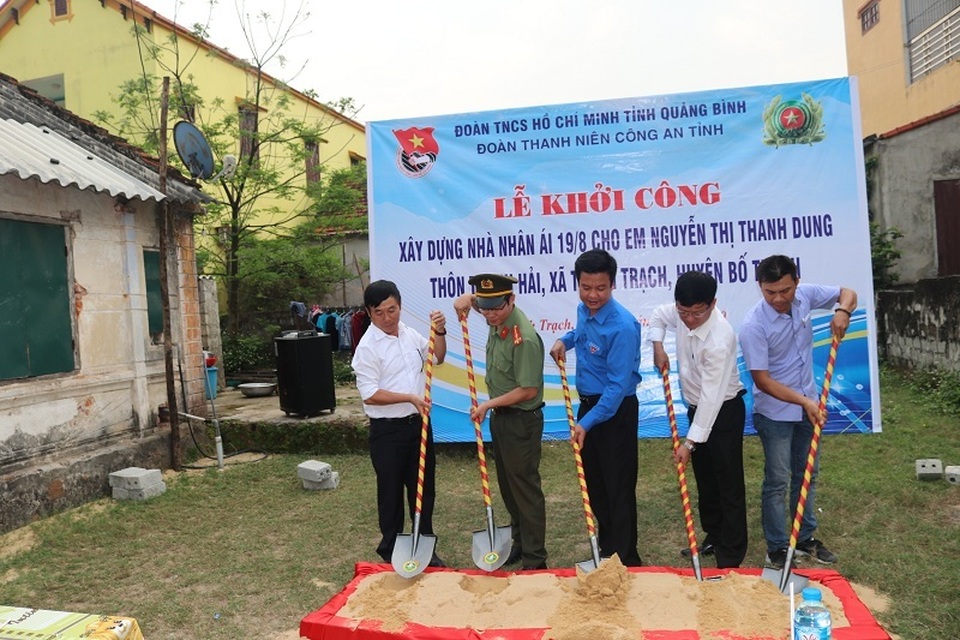 Xây dựng Khu tưởng niệm TNXP bên bờ sông Gianh - 2 Xây dựng Khu tưởng niệm TNXP bên bờ sông Gianh - 2