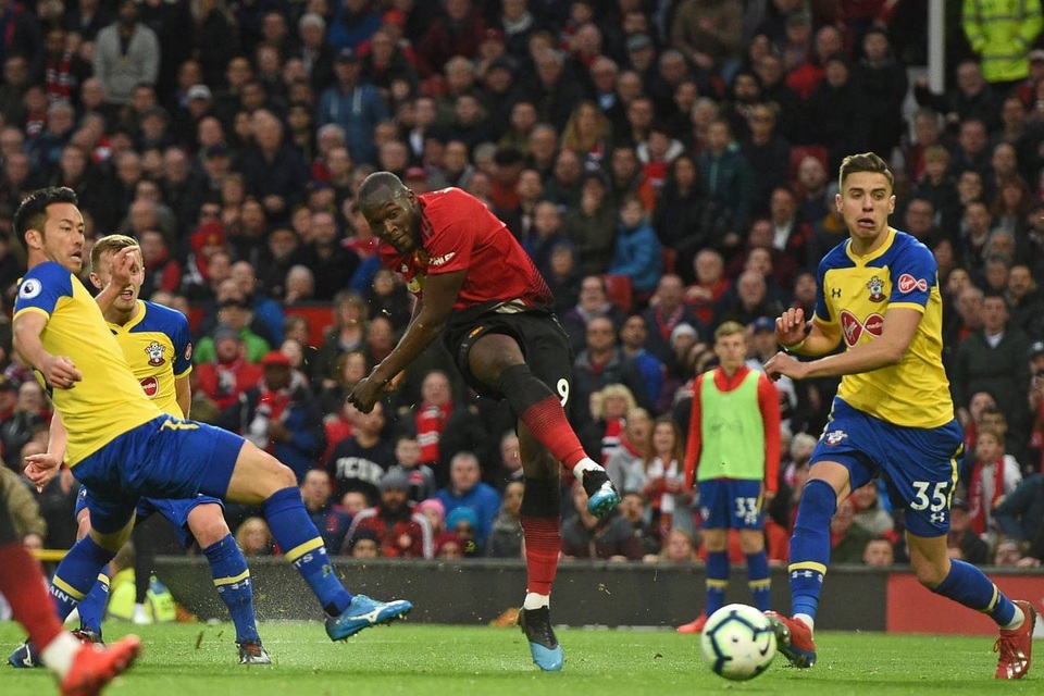 Những khoảnh khắc chiến thắng của Man Utd trước Southampton - 13 Những khoảnh khắc chiến thắng của Man Utd trước Southampton - 13