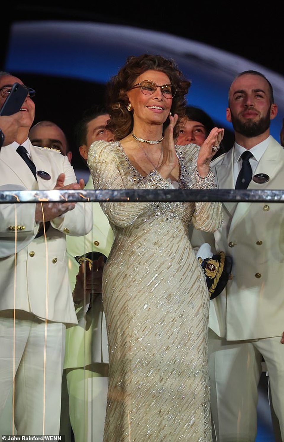 Sophia Loren bất ngờ tái xuất - 3