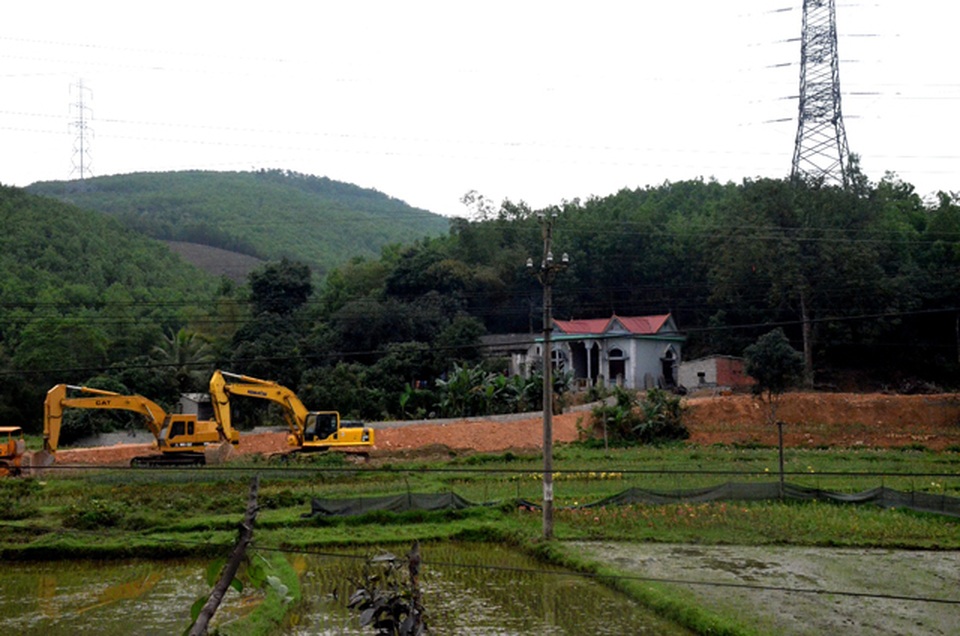 Chi bồi thường mặt bằng sai, Chủ tịch huyện cùng hàng loạt cấp dưới bị kỷ luật - 1 Chi bồi thường mặt bằng sai, Chủ tịch huyện cùng hàng loạt cấp dưới bị kỷ luật - 1