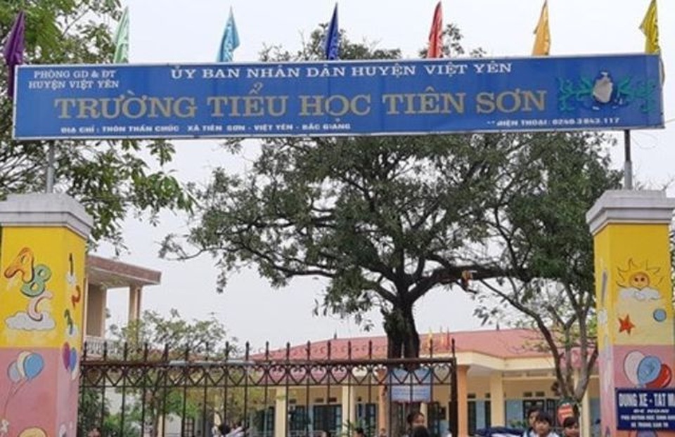 Bộ GDĐT ra công văn khẩn vụ thầy giáo nghi dâm ô hàng chục học sinh ở Bắc Giang - 1 Bộ GDĐT ra công văn khẩn vụ thầy giáo nghi dâm ô hàng chục học sinh ở Bắc Giang - 1